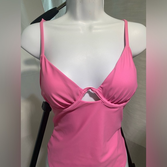 NWOT Cupshe light pink one piece bathing suit size M - Picture 4 of 4